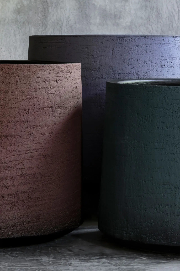 Nahaufnahme von drei Domani Havana Gefäßen